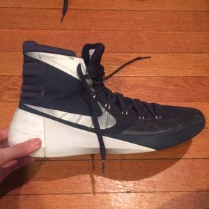 Size 13 Nike Hyperdunk Sneakers
